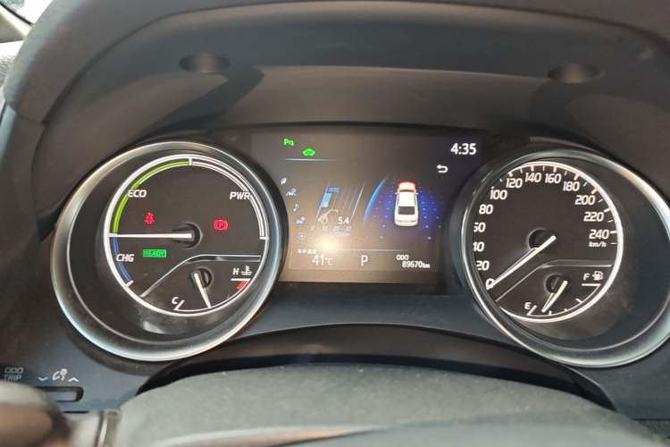 Used Toyota Camry 2019 Revised Version Dual-Engine 2.5 HG Luxury Edition Instrument Cluster