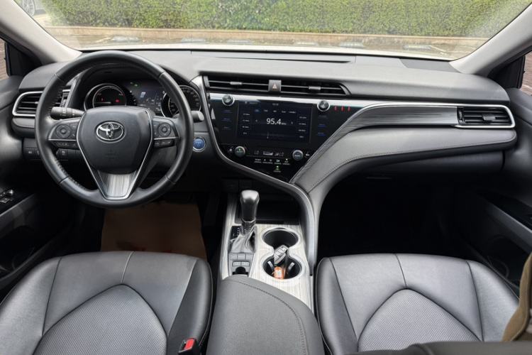Used Toyota Camry 2019 Revised Version Dual-Engine 2.5 HG Luxury Edition Interior 1