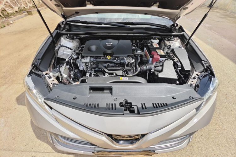 Used Toyota Camry 2019 2.0G Luxury Edition China VI Standard Interior 4