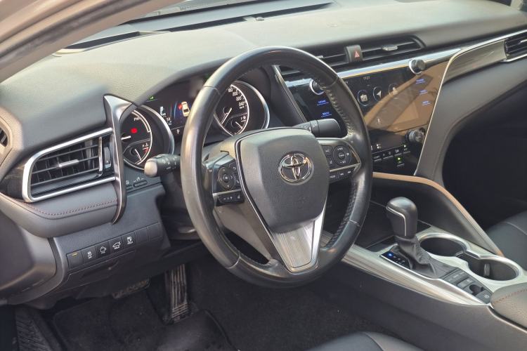 Used Toyota Camry 2019 Revised Version Dual-Engine 2.5 HG Luxury Edition Interior 5