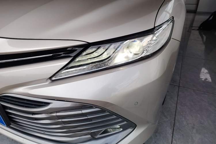 Used Toyota Camry 2019 Revised Version 2.0G Luxury Edition Left Front Headlight