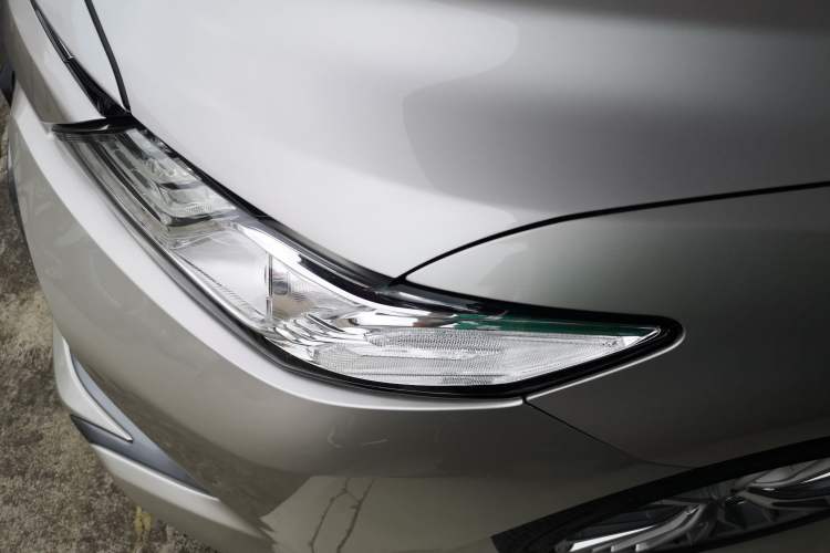 Used Toyota Camry 2019 2.5G Luxury Edition China VI Standard Left Front Headlight