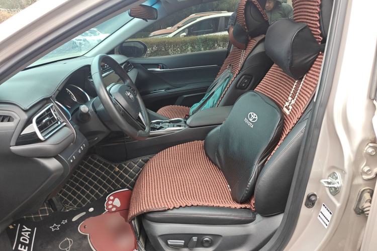 Used Toyota Camry 2019 Revised Version 2.0G Luxury Edition Left Front Seat
