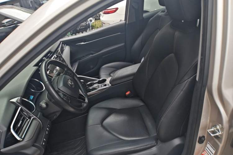 Used Toyota Camry 2019 2.5G Luxury Edition China VI Standard Left Front Seat
