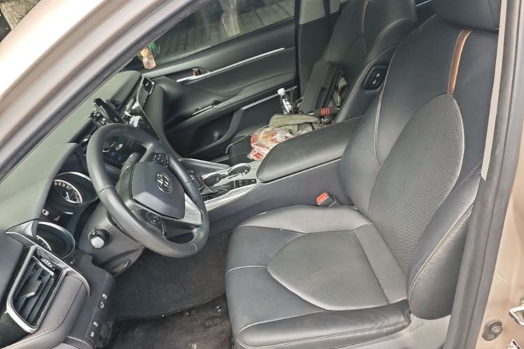 Used Toyota Camry 2019 Revised Version Dual-Engine 2.5 HG Luxury Edition Left Front Seat