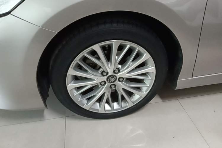 Used Toyota Camry 2019 Revised Version 2.5G Luxury Edition Left Front Wheel Hub