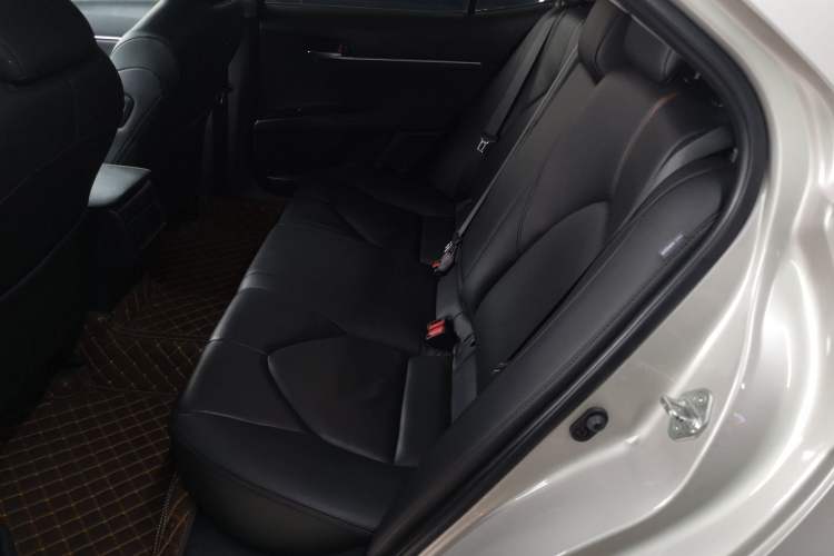 Used Toyota Camry 2019 2.5G Luxury Edition China VI Standard Left Rear Seat