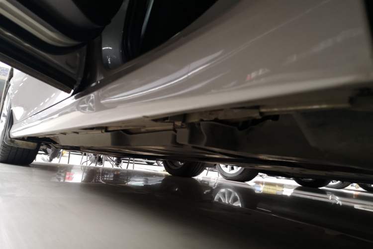 Used Toyota Camry 2019 2.5G Luxury Edition China VI Standard Left Side Sill