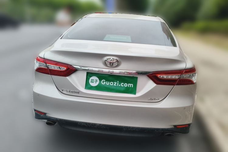 Used Toyota Camry 2019 Revised Version 2.0G Luxury Edition Rear