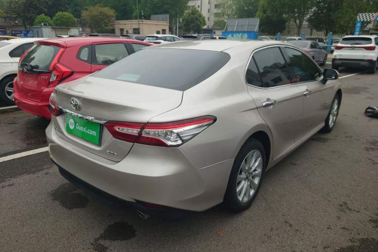 Used Toyota Camry 2019 Revised Version 2.0G Luxury Edition Rear Right 45 Deg