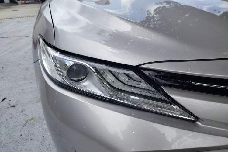 Used Toyota Camry 2019 2.5G Luxury Edition China VI Standard Right Front Headlight