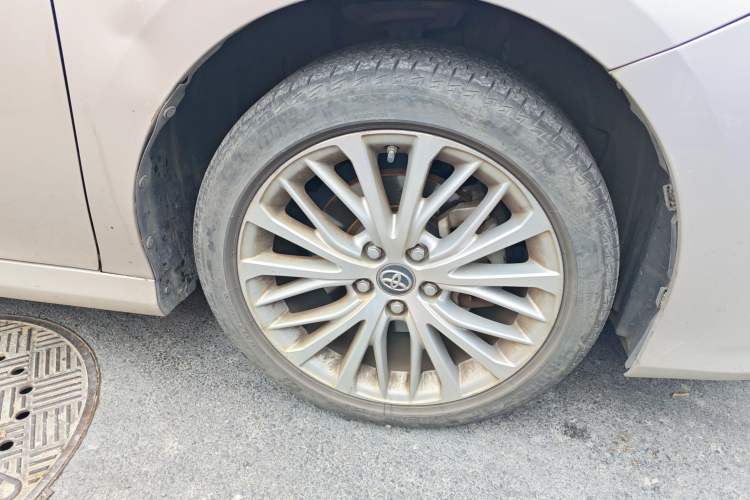 Used Toyota Camry 2019 Revised Version 2.5G Luxury Edition Right Front Wheel Hub