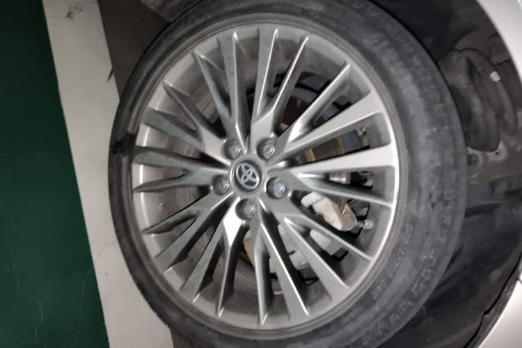 Used Toyota Camry 2019 2.5G Luxury Edition China VI Standard Right Front Wheel Hub