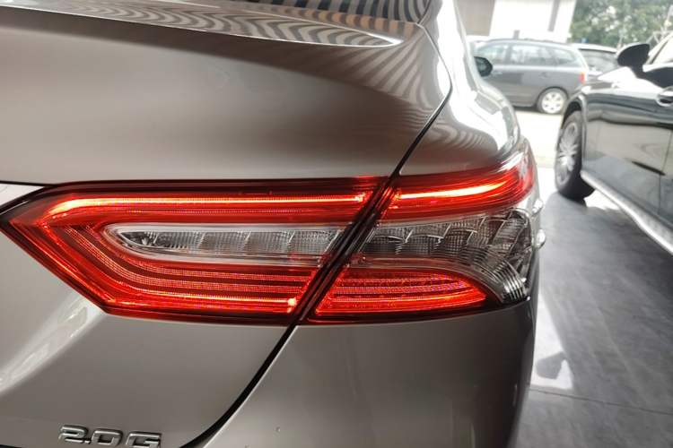 Used Toyota Camry 2019 Revised Version 2.0G Luxury Edition Right Rear Taillight