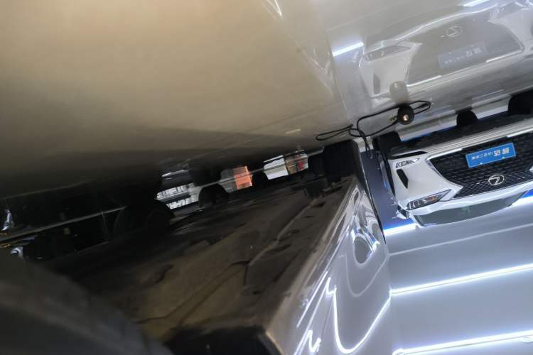 Used Toyota Camry 2019 2.0G Luxury Edition China VI Standard Right Side Sill