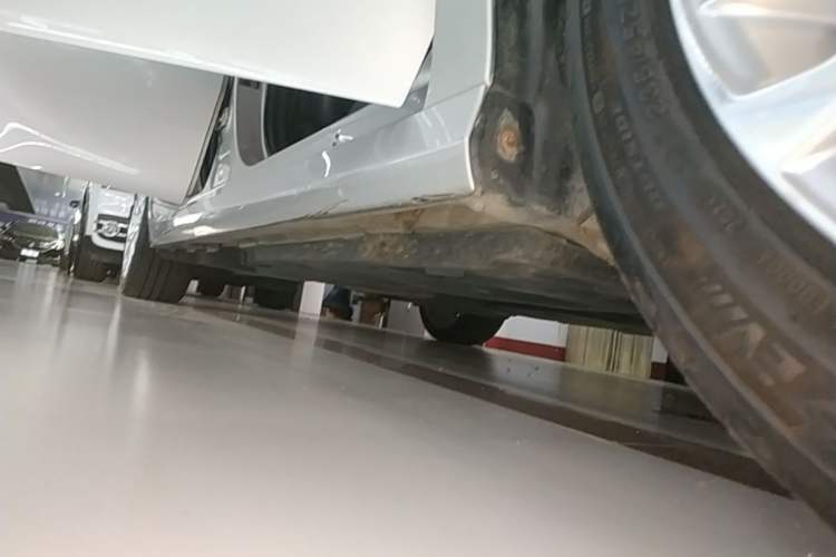 Used Toyota Camry 2019 Revised Version 2.5G Luxury Edition Right Side Sill