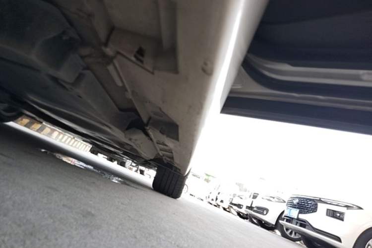 Used Toyota Camry 2019 Revised Version 2.5G Luxury Edition Right Side Sill