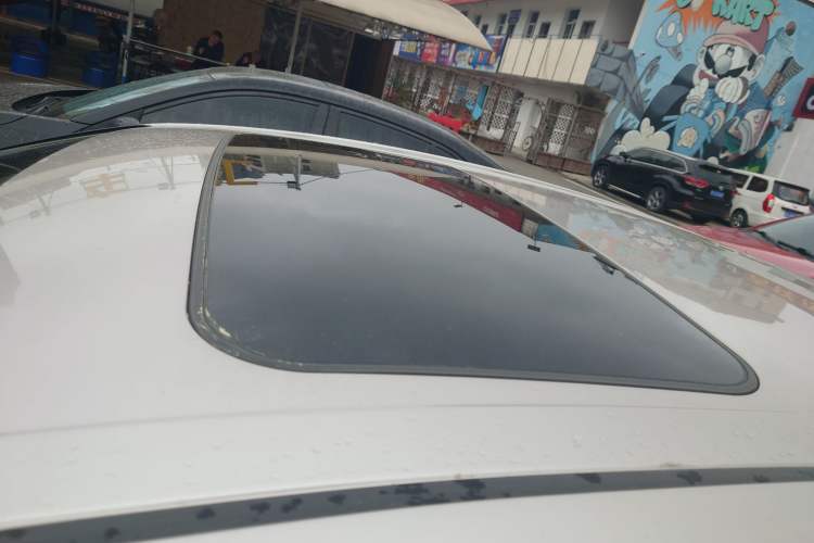 Used Toyota Camry 2019 Revised Version 2.0G Luxury Edition Roof