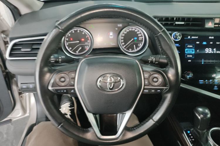 Used Toyota Camry 2019 2.5G Luxury Edition China VI Standard Steering Wheel