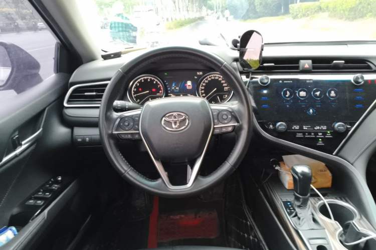 Used Toyota Camry 2019 Revised Version 2.0G Luxury Edition Steering Wheel