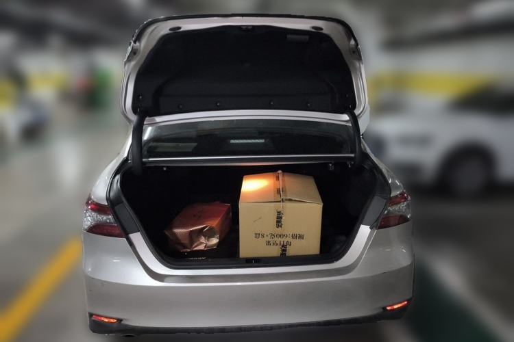 Used Toyota Camry 2019 2.5G Luxury Edition China VI Standard Trunk