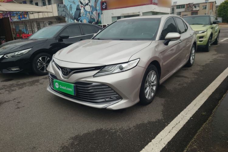 Used Toyota Camry 2019 Revised Version 2.0G Luxury Edition
