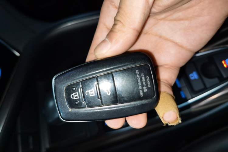 Used Toyota Camry 2019 Revised Version 2.5G Luxury Edition Vehicle Key