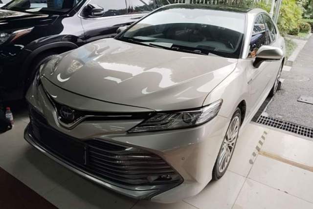 Used Toyota Camry 2019 Dual-Engine 2.5 HG Luxury Edition China VI Standard