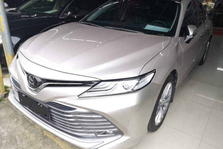 Used Toyota Camry 2019 2.5G Luxury Edition China VI Standard Guazi used car, China used car export, Used car for sale, Used  cars, Cheapest cars for sale