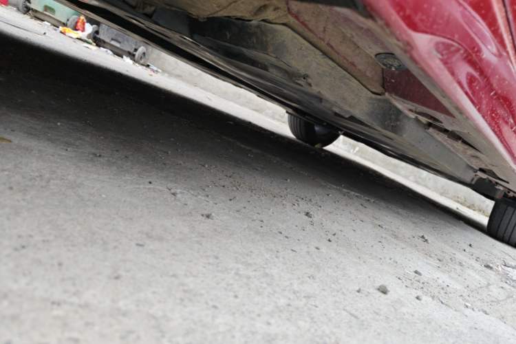 Used Toyota Camry 2019 2.0S FENGSHANG Version China VI Standard Chassis Front Left