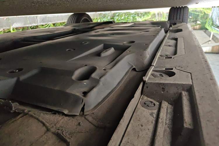Used Toyota Camry 2019 2.5S FENGSHANG Version China V Standard Chassis Front Right
