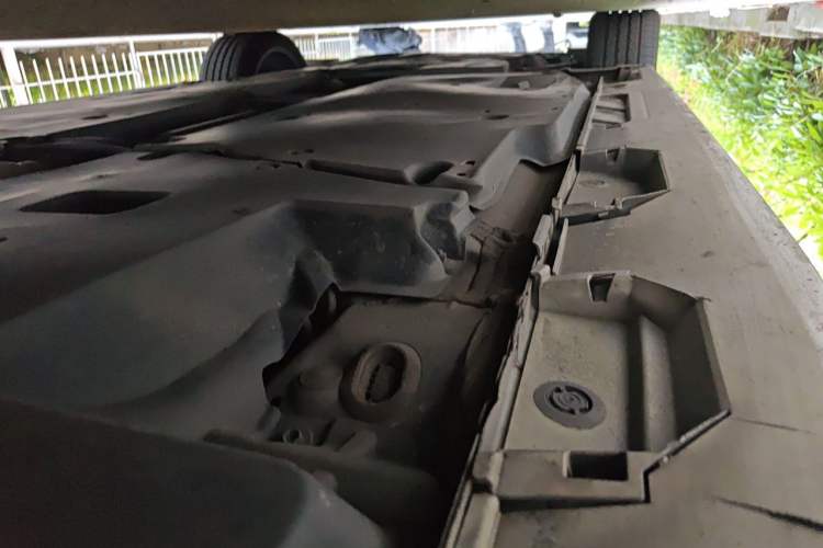Used Toyota Camry 2019 2.5S FENGSHANG Version China V Standard Chassis Rear Left