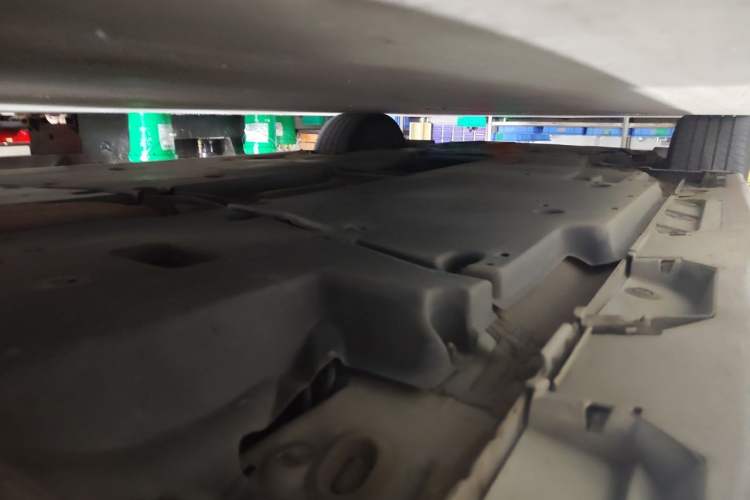Used Toyota Camry 2019 2.0S FENGSHANG Version China VI Standard Chassis Rear Left