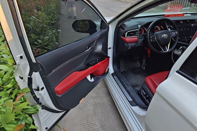 Used Toyota Camry 2019 2.5S FENGSHANG Version China V Standard Driver Seat