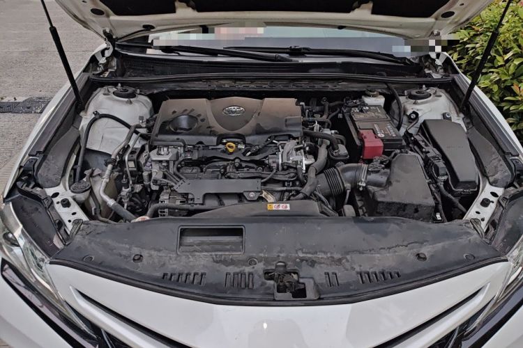 Used Toyota Camry 2019 2.5S FENGSHANG Version China V Standard Engine Bay