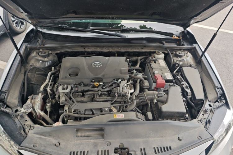 Used Toyota Camry 2019 2.5G Luxury Edition China V Standard Engine Bay