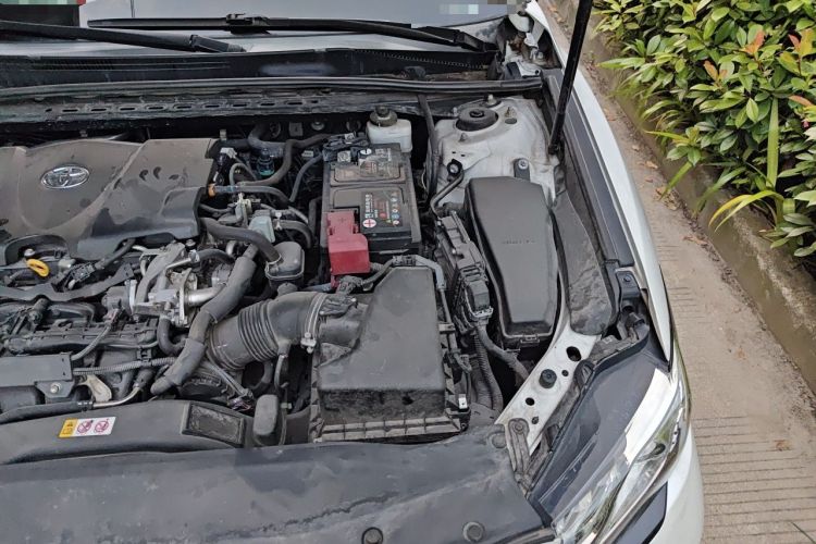 Used Toyota Camry 2019 2.5S FENGSHANG Version China V Standard Engine Bay Left