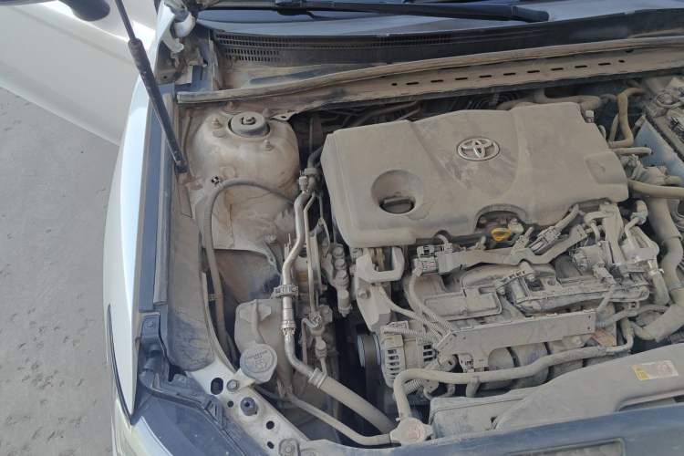 Used Toyota Camry 2019 2.5S FENGSHANG Version China VI Standard Engine Bay Right