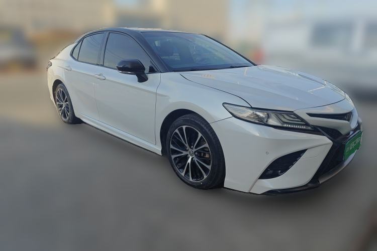 Used Toyota Camry 2019 2.5S FENGSHANG Version China VI Standard Front Right 45 Deg
