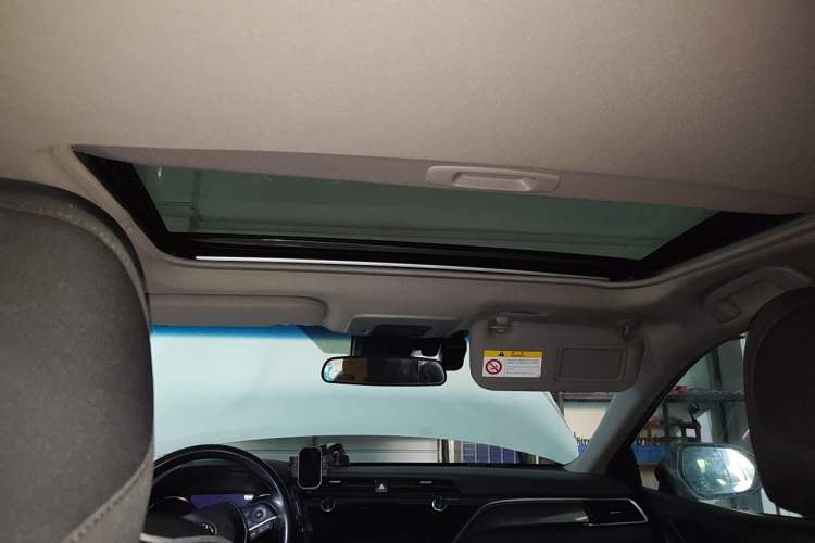 Used Toyota Camry 2019 2.0S FENGSHANG Version China VI Standard Headliner