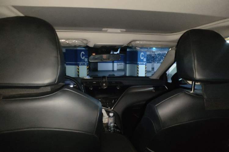 Used Toyota Camry 2019 2.0S FENGSHANG Version China VI Standard Headliner