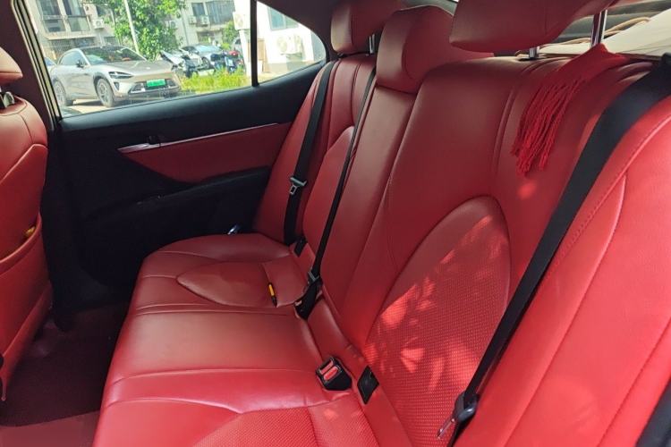 Used Toyota Camry 2019 2.0S FENGSHANG Version China VI Standard Left Rear Seat