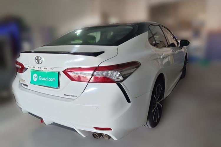 Used Toyota Camry 2019 2.0S FENGSHANG Version China VI Standard Rear Right 45 Deg