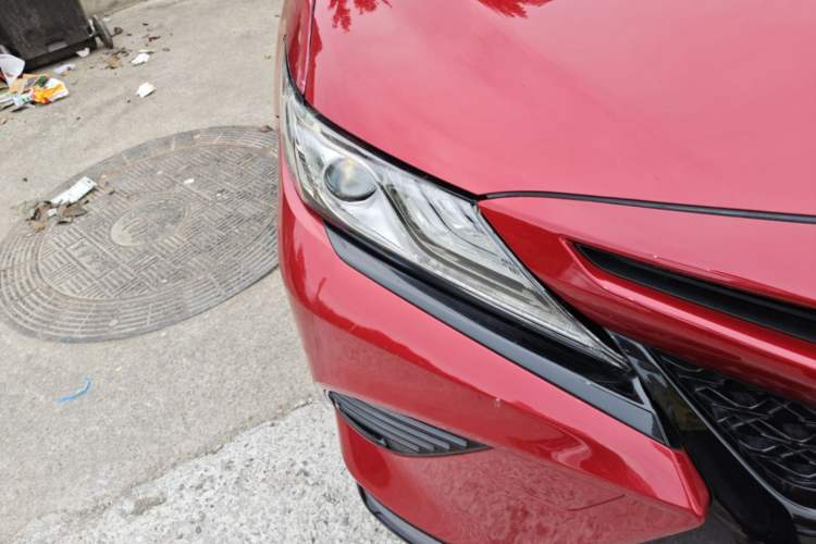 Used Toyota Camry 2019 2.0S FENGSHANG Version China VI Standard Right Front Headlight
