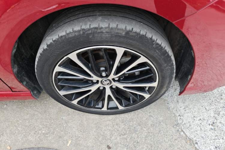 Used Toyota Camry 2019 2.0S FENGSHANG Version China VI Standard Right Front Wheel Hub