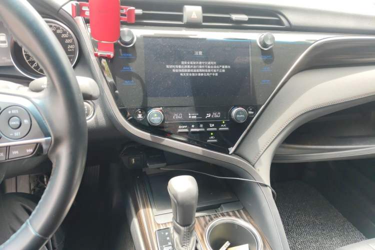Used Toyota Camry 2019 2.5G Luxury Edition China VI Standard Audio And AC Panel