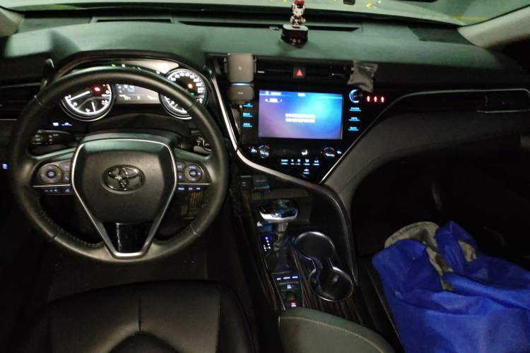 Used Toyota Camry 2019 Revised Version 2.5G Luxury Edition Center Console