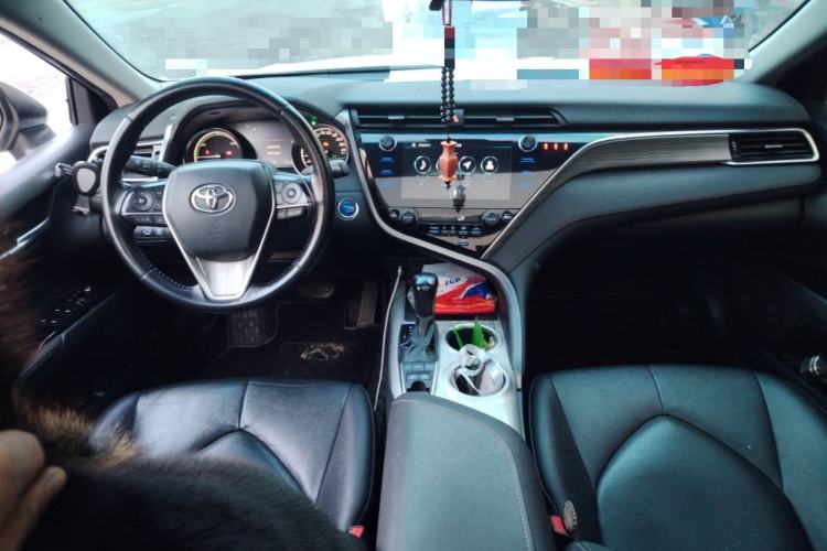 Used Toyota Camry 2019 Dual-Engine 2.5 HG Luxury Edition China V Standard Center Console