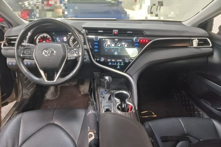 Used Toyota Camry 2019 Revised Version 2.0G Luxury Edition Center Console