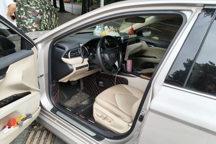 Used Toyota Camry 2019 Revised Version 2.0G Luxury Edition Driver Seat